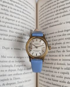 Ceas Orex made in Romania curea albastra