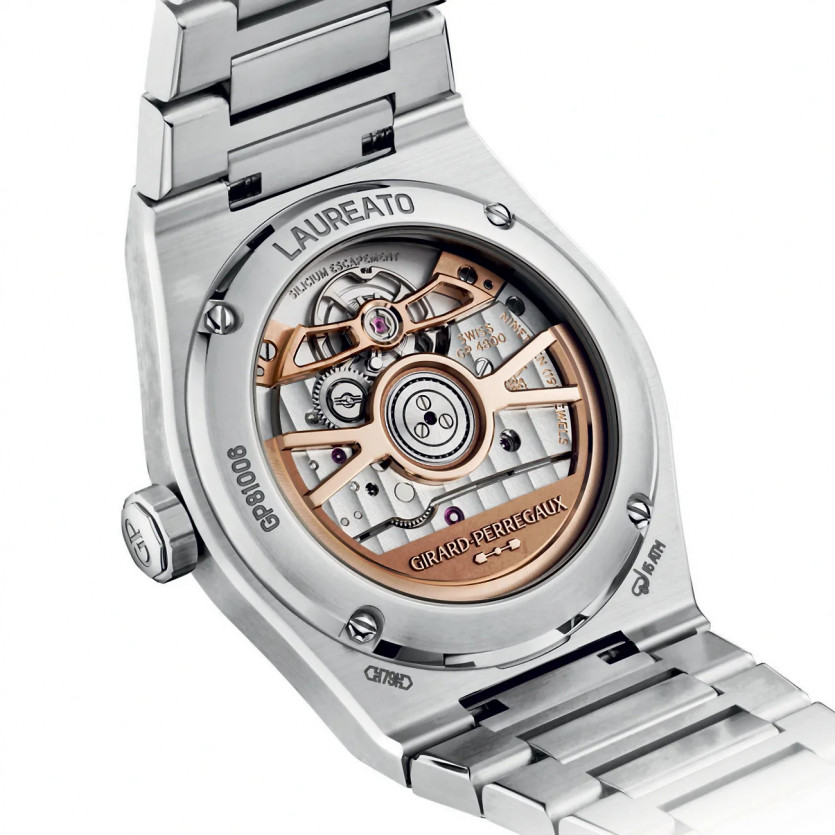 Girard-Perregaux Laureato Fifty mecanism GP4800