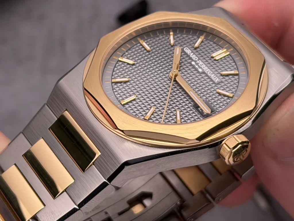 Prezentare Girard-Perregaux Laureato Fifty