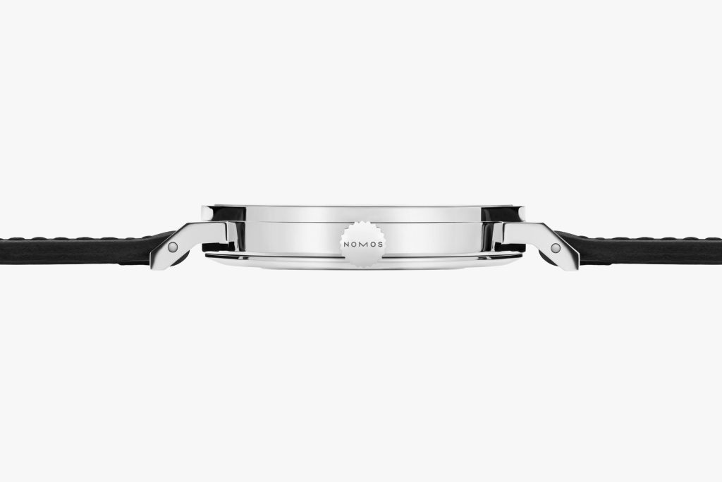 Profil carcasă subțire 6.8mm oțel lustruit ceas Nomos Tangente 38 