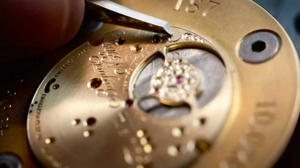 Decorații mecanism ceas Breguet
